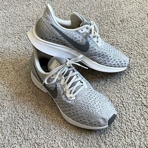 Nike Light Gray Athletic Sneakers
